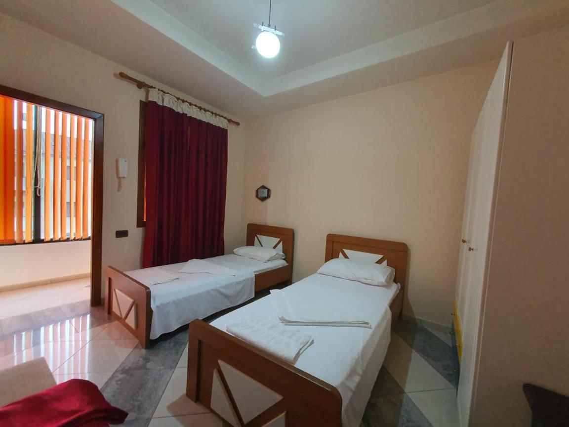 Hotel W Bush Square Fushe-Kruje Buitenkant foto